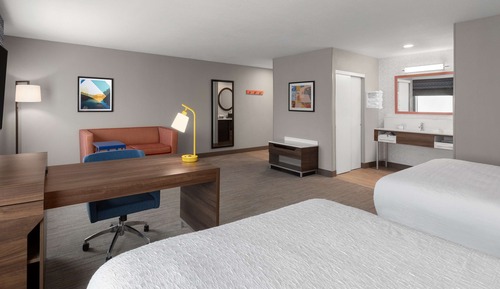 Suite, 2 Queen Beds, Accessible, Hearing Impaired, Non Smoking