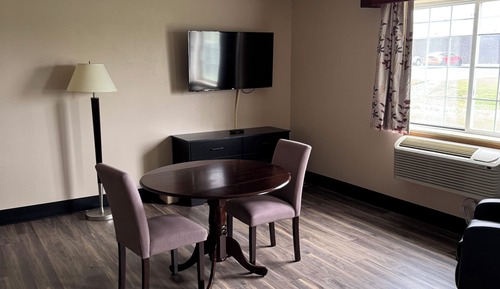 Suite, 1 King Bed, Non Smoking