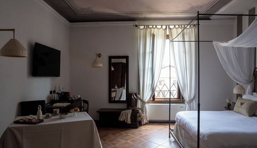 Classic Quadruple Room
