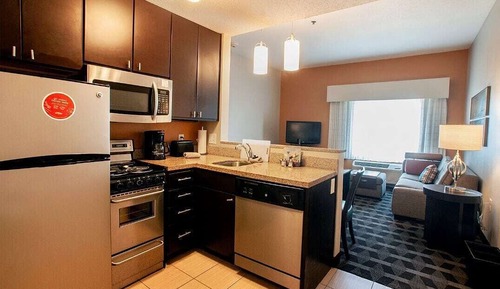 Suite, 2 Bedrooms, Non Smoking (Mobility/Hearing Accessible, Tub)