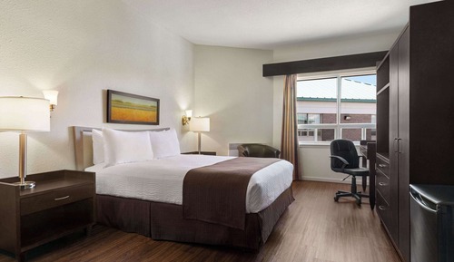Room, 1 Queen Bed, Non Smoking (Upper Floor)