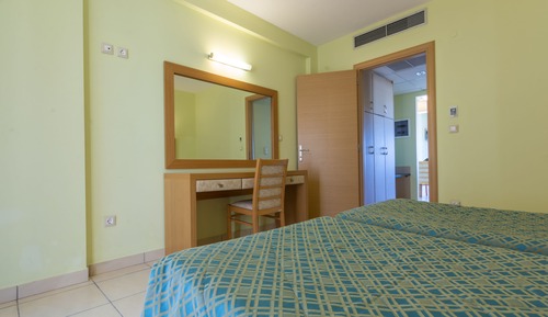 Apartment, 1 Bedroom, Partial Sea View