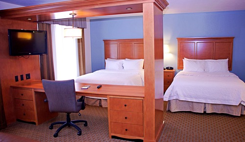 Suite, 2 Queen Beds, Non Smoking