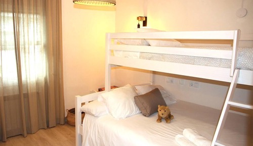 Deluxe House, 4 Bedrooms