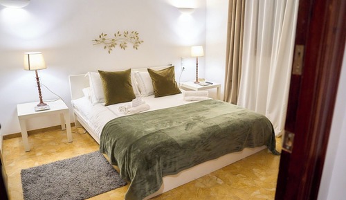 Presidential House, 4 Bedrooms, Garden View