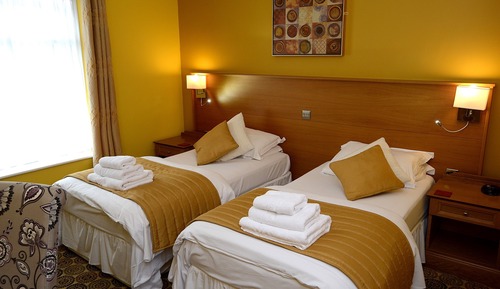 Twin Room, Ensuite