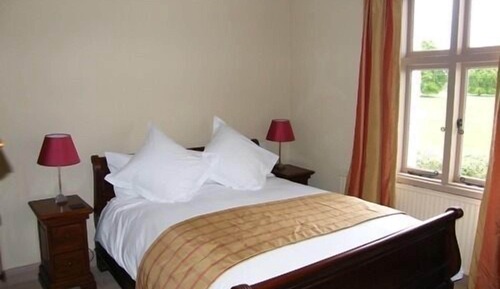Standard Double Room, Ensuite (Cowes)