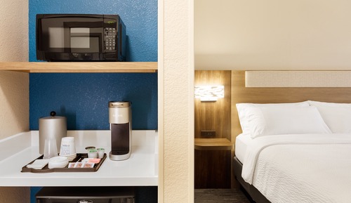 Standard Room, 1 King Bed (Extra Floor Space)