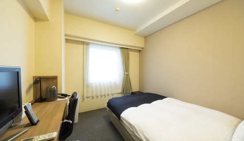 Basic Double Room, 1 Bedroom, Refrigerator