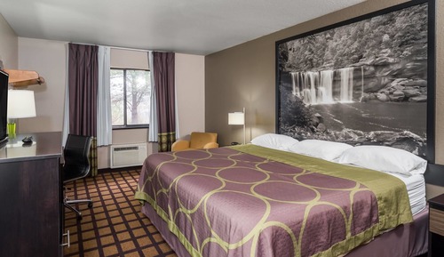 Standard Room, 1 King Bed