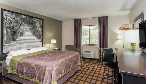 Standard Room, 1 Queen Bed