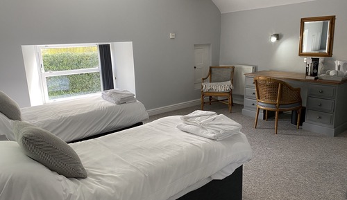 Luxury Twin Room, Ensuite