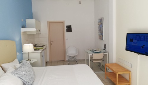 Double bed Studio with Terrace