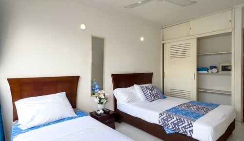 Standard Apartment (404)