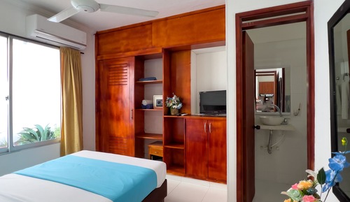 Standard Apartment (407)