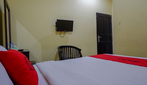 Superior Room (Reddoorz)