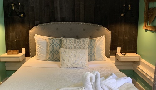 Standard Suite