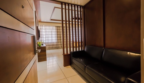 Hazel Suite