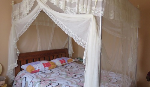 Grand House, Multiple Bedrooms