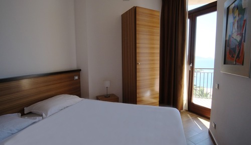 Junior Apartment