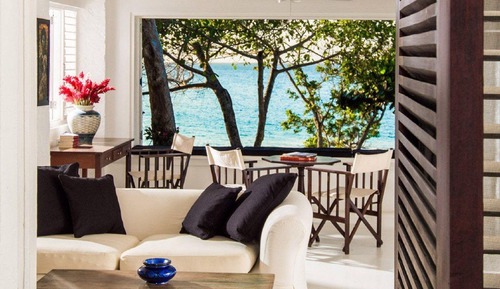 Three Bedroom Ocean Front Villa