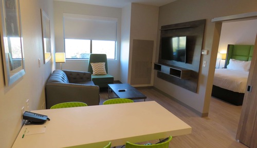Suite, 1 King Bed, Non Smoking