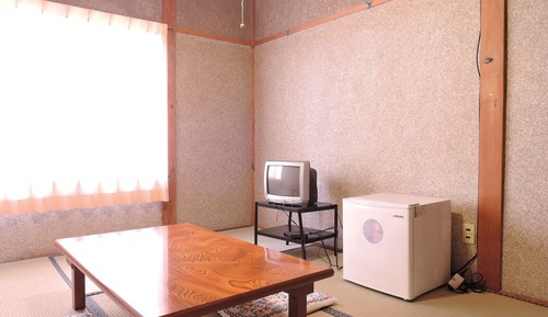 Traditional Double Room Single Use, Non Smoking, Shared Bathroom (Japanese Style, 2PAX)