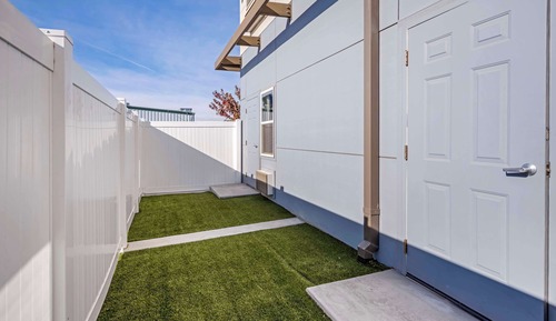 Standard Room, 2 Queen Beds, Accessible, Refrigerator & Microwave (Pet Friendly)
