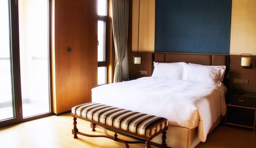 Room, Multiple Beds