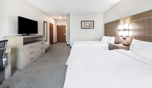 Double Room, 2 Queen Beds, Non Smoking