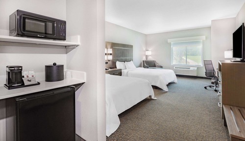 Double Room, 2 Queen Beds, Non Smoking (Mobility, Bathtub w/Grab Bars)