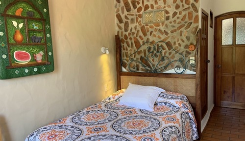 Basic Single Room, 1 Large Twin Bed
