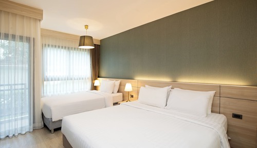 Deluxe Triple Room