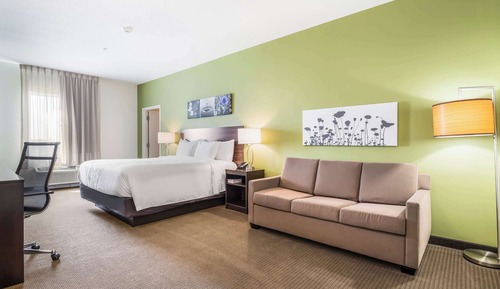 Suite, 1 King Bed, Accessible, Non Smoking