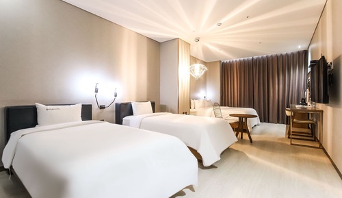 Superior Triple Room