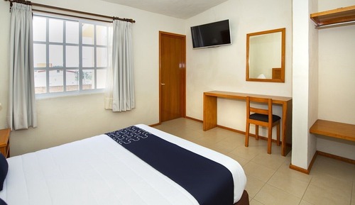 Standard Room (1 Double Bed)
