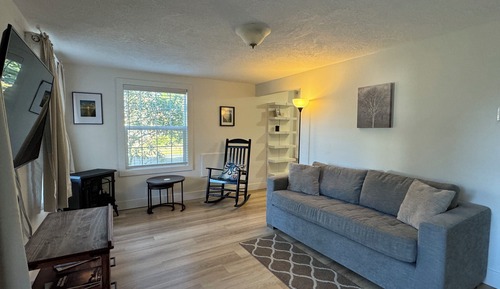 Family Suite, 1 Bedroom (Unit 11)