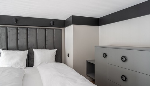 Family Studio Suite