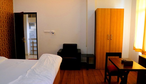 Super Deluxe Room