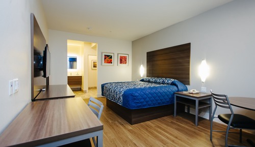 Standard Room, 1 King Bed, Smoking