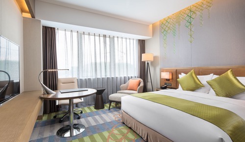 Standard Room, 1 King Bed (High Floor)