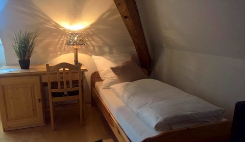 Deluxe Single Room