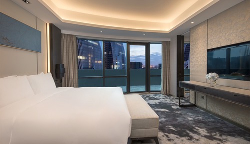 Suite, 1 Bedroom (Living Dining Area)