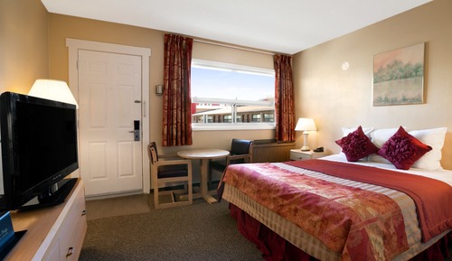 Superior Room, 1 Queen Bed, Non Smoking