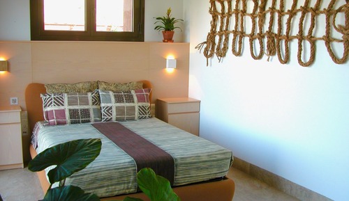 Double Room (Pine)