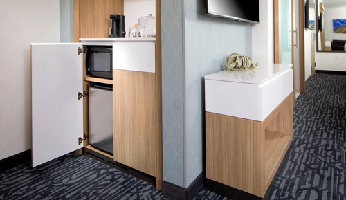 Suite, 1 King Bed (Mobility/Hearing Accessible, Tub)