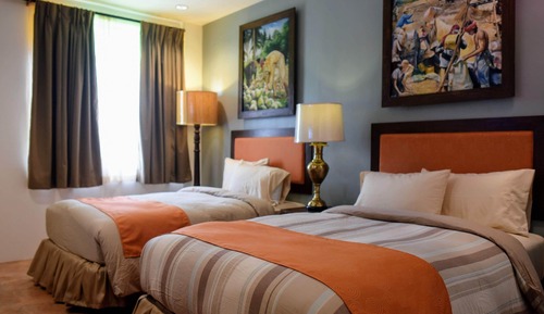 Courtyard Deluxe Suite