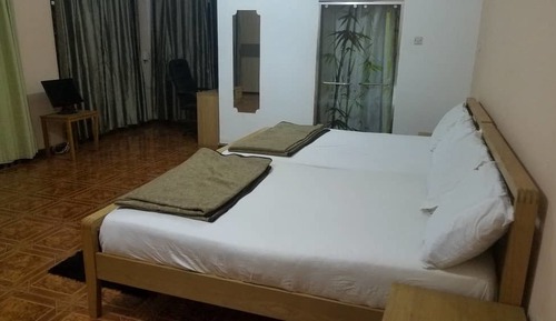 Double Room, 1 King Bed