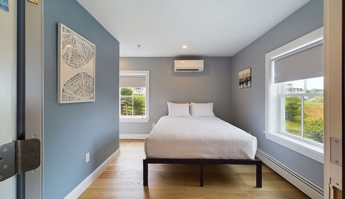 1661 Farm & Gardens Suite 2