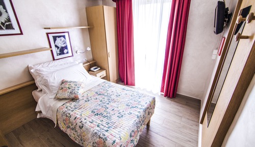 Standard Single Room, 1 Large Twin Bed